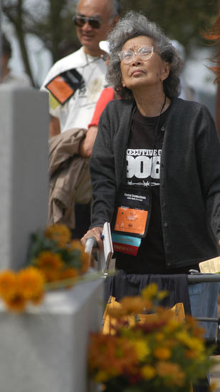 la-me-yuri-kochiyama-20140604-001